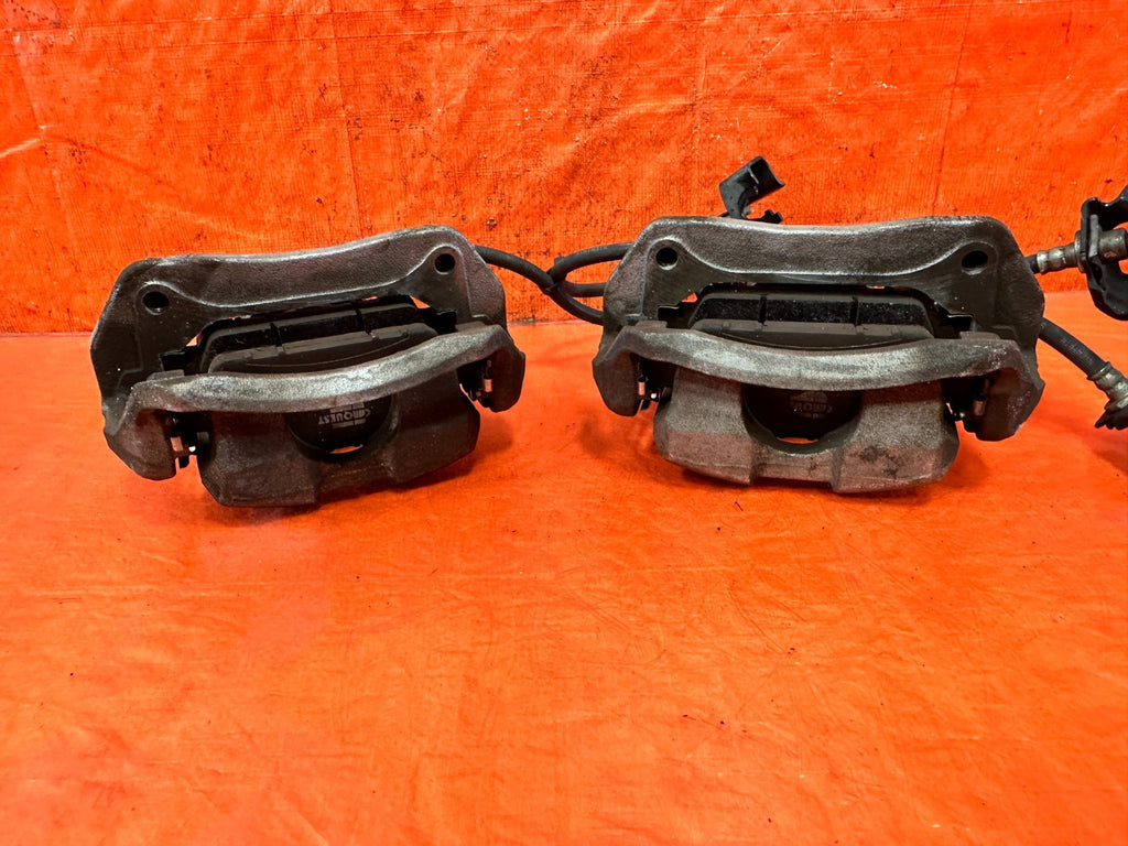 18 22 HONDA ACCORD 1.5L   LEFT AND RIGHT FRONT BRAKE CALIPERS   OEM FACTORY 32413