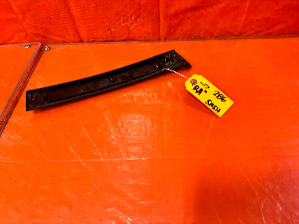 06 11 HONDA CIVIC 2D COUPE RIGHT SIDE DOOR SASH TRIM MOLDING STRIP B PILLAR 2866