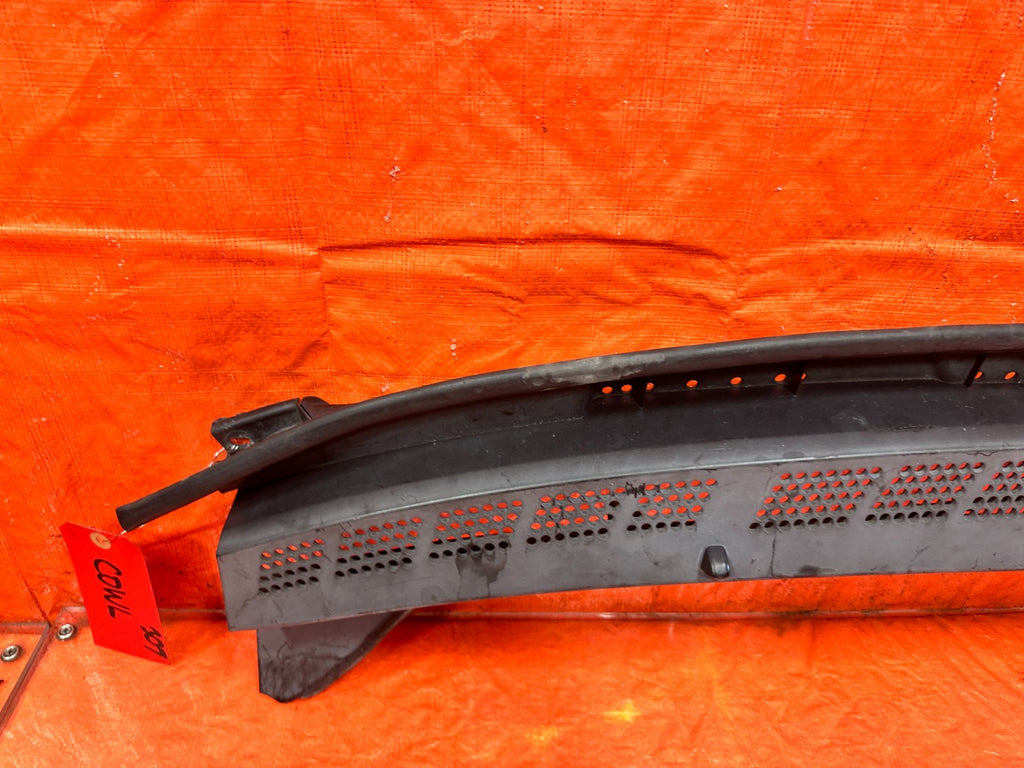 06 11 HONDA CIVIC SI 2D COUPE   100% COMPLETE WINDSHIELD WIPER COWL TRIM OEM 3074