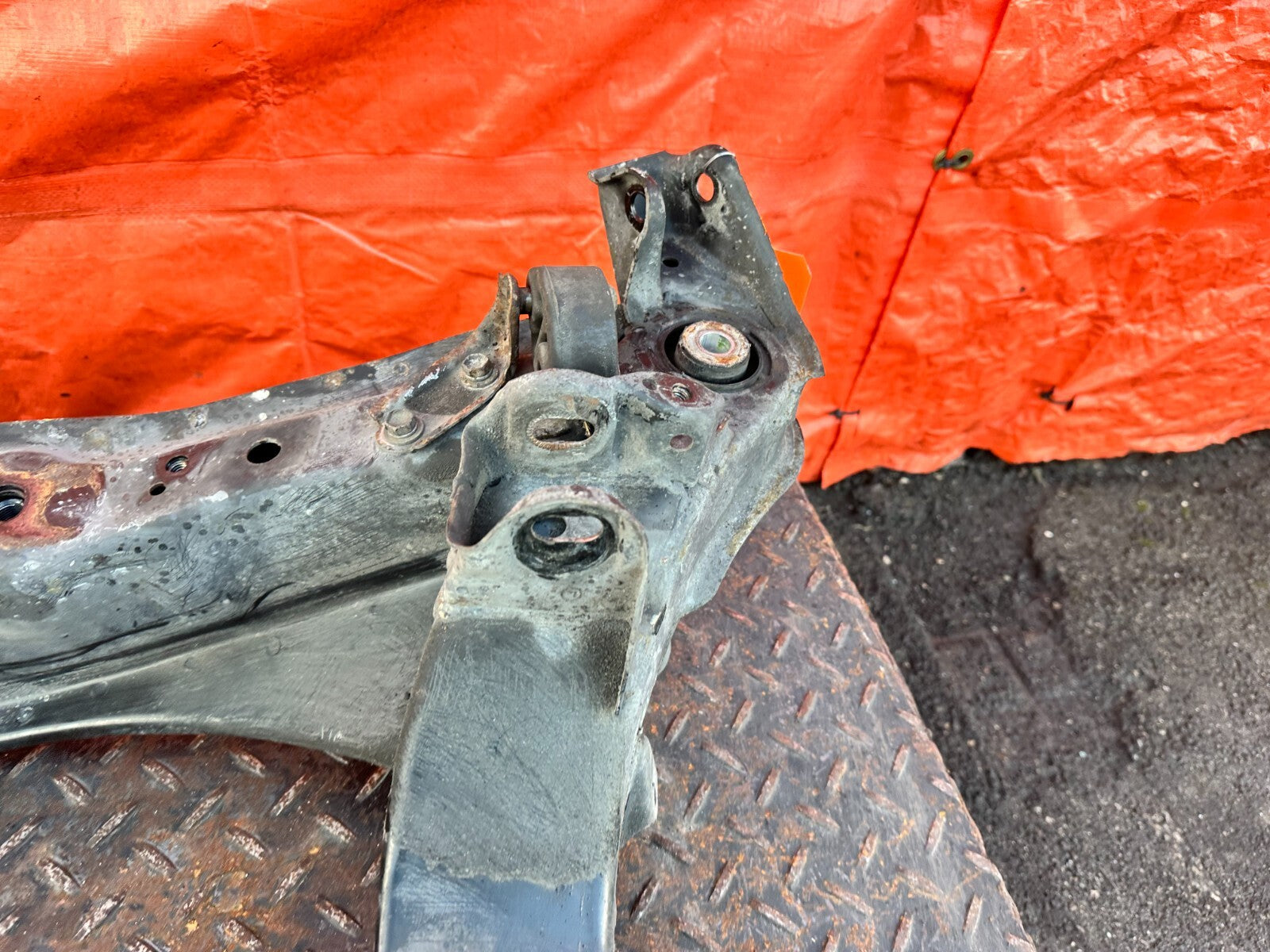 92 00 LEXUS SC300   REAR SUBFRAME SUB FRAME BRACKET BRACE   OEM FACTORY #2769