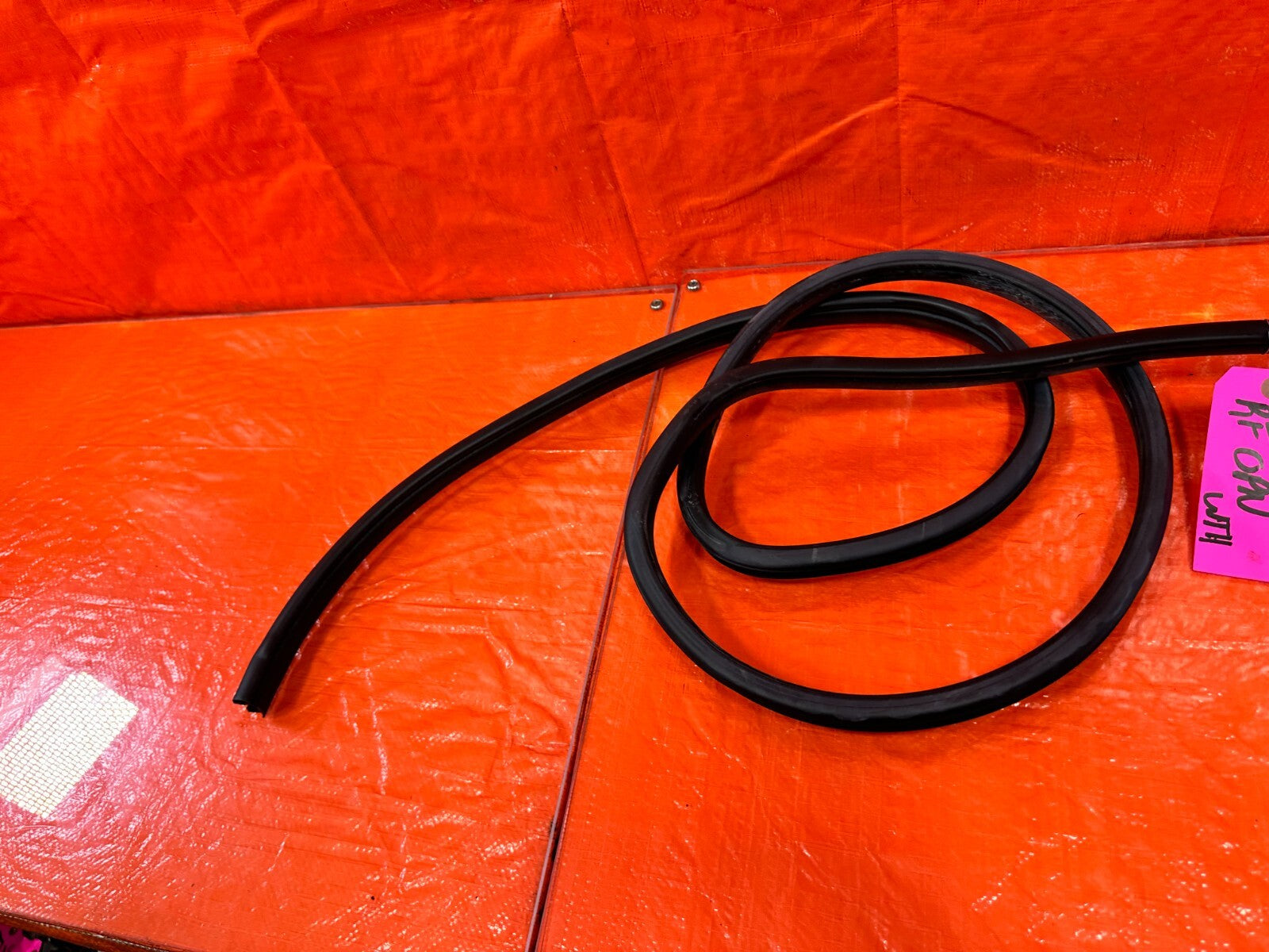 15 21 SUBARU WRX STI CHASSIS TO DOOR OPEN TRIM WEATHER STRIP RIGHT FRONT OEM 2668