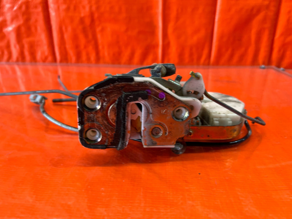 97 01 HONDA PRELUDE   PASSENGER RIGHT FRONT DOOR LOCK ACTUATOR   OEM #120 6