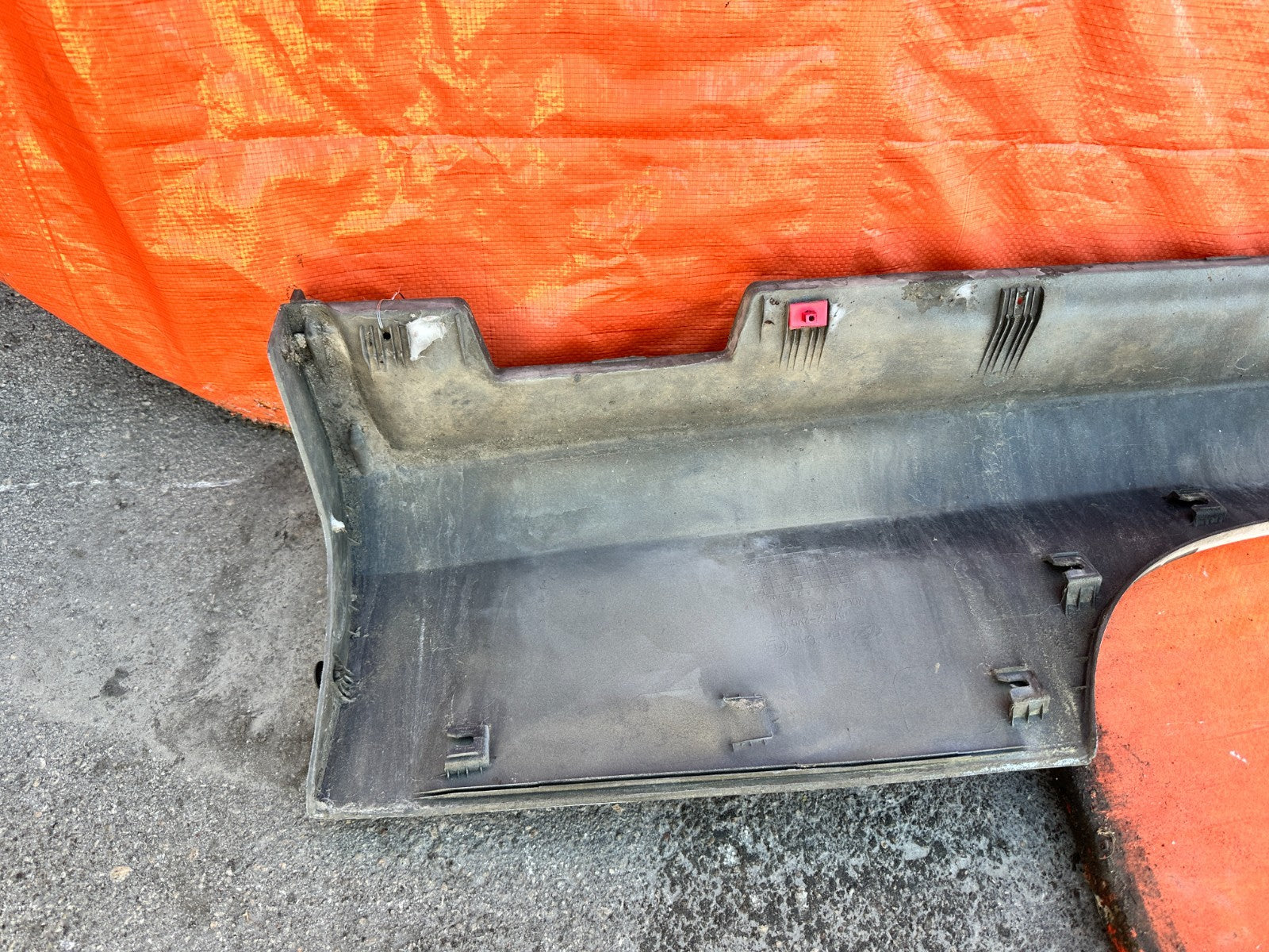 10 16 HYUNDAI GENESIS COUPE RIGHT SIDE SKIRT ROCKER MOLDING TRIM OEM #32517