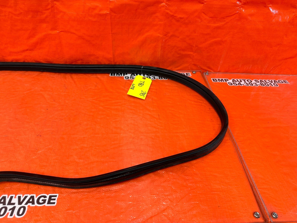 08 15 INFINITI G37 & Q60 COUPE TRUNK WEATHER STRIP TRIM GASKET LINER LINING #2455
