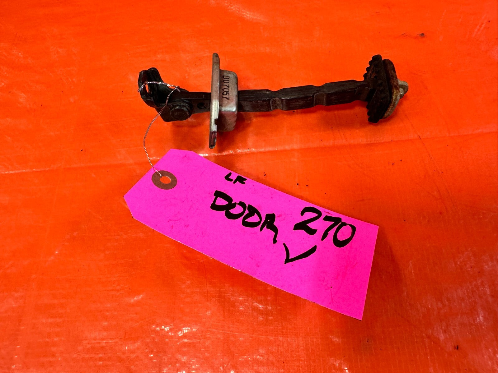 06 11 CIVIC 4D SEDAN   DRIVER LEFT FRONT DOOR CHECKER HINGE ARM STOPPER OEM #2704
