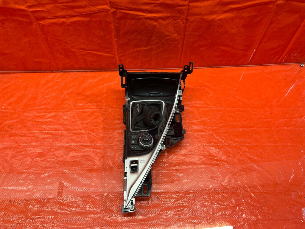 2018 18 INFINITI Q50   CENTER / SHIFTER CONSOLE W/ CONTROLS   W/O NAVI   OEM #960