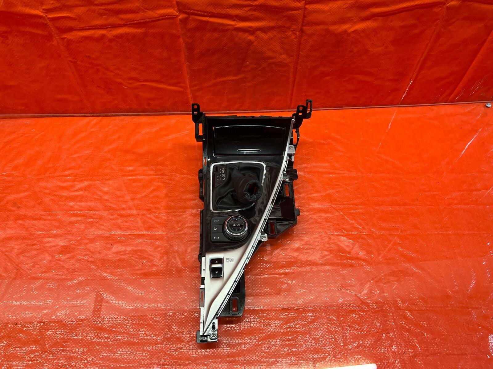 2018 18 INFINITI Q50   CENTER / SHIFTER CONSOLE W/ CONTROLS   W/O NAVI   OEM #960