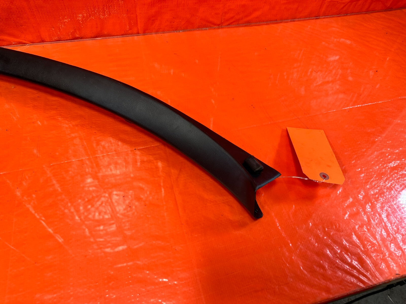 94 01 ACURA INTEGRA   2D   REAR TAIL GATE TAILGATE LINING TRIM PLASTIC OEM #26816