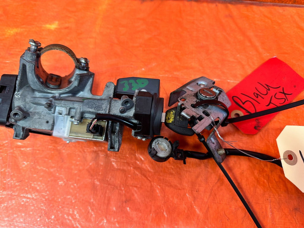 04 05 ACURA TSX   ENGINE COMPUTER ECU W/ MATCHING IGNITION SWITCH OEM #3010