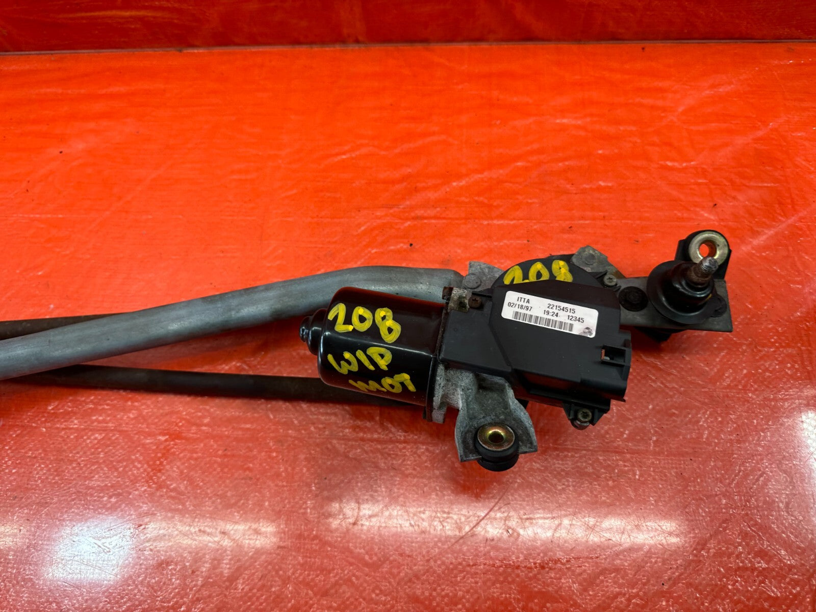96 00 HONDA CIVIC   WINDSHIELD WIPER MOTOR AND WIPER LINKAGE COMBO   OEM #2085