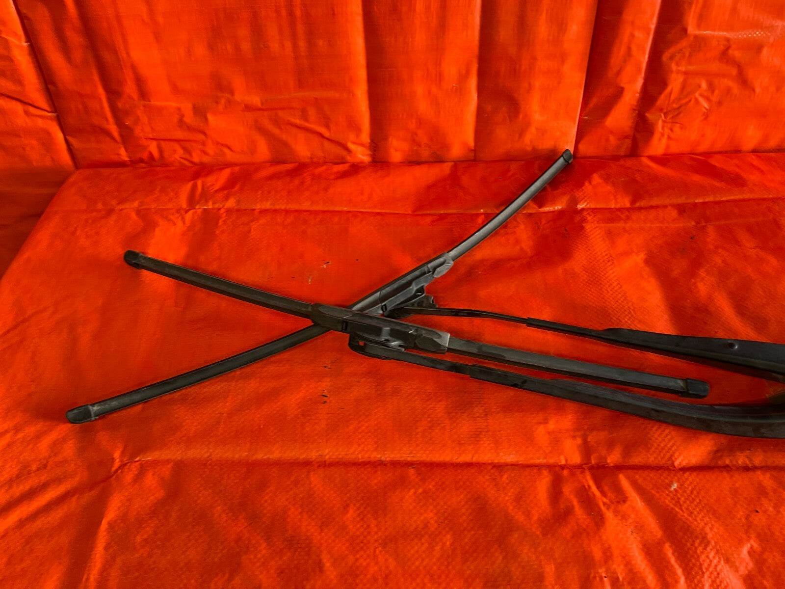 09 14 ACURA TSX   WINDSHIELD WIPER ARM SET   LEFT AND RIGHT WITH BLADES   OEM OE7