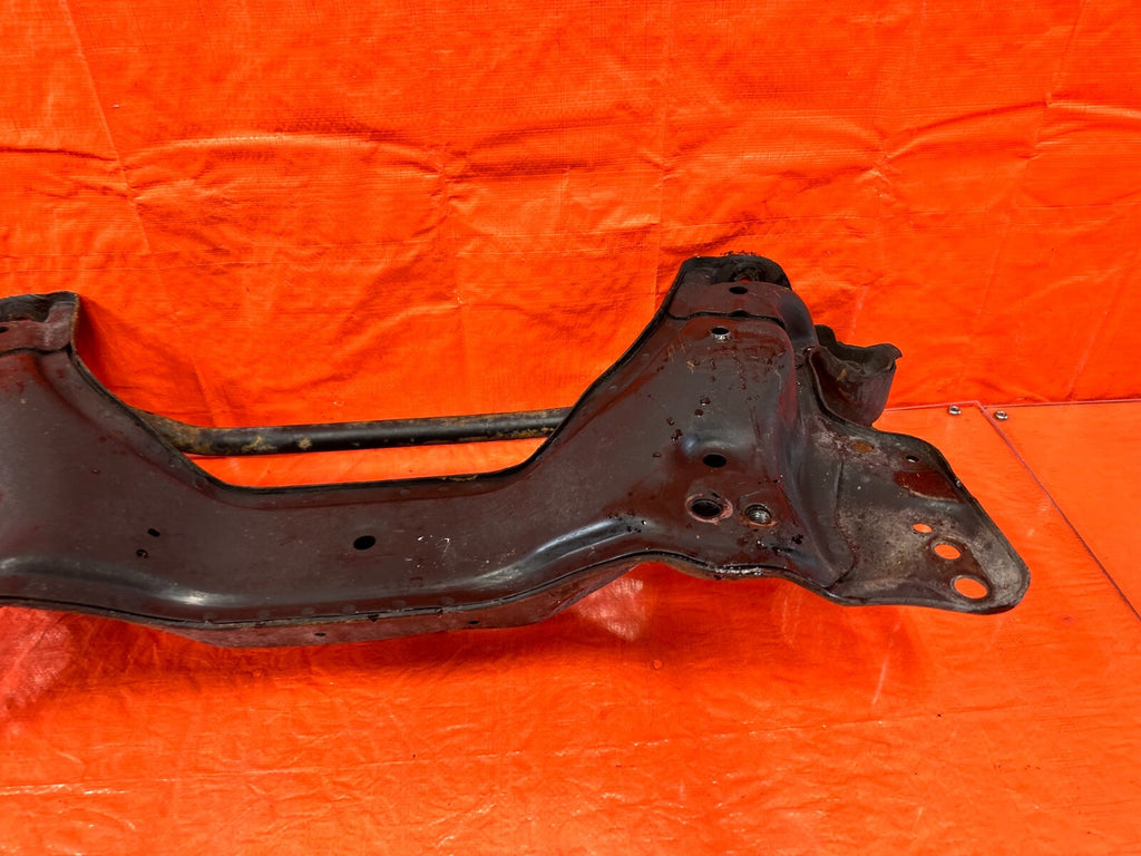 92 95 HONDA CIVIC   MANUAL RACK   SUBFRAME CROSSMEMBER K FRAME ENGINE CRADLE 27411