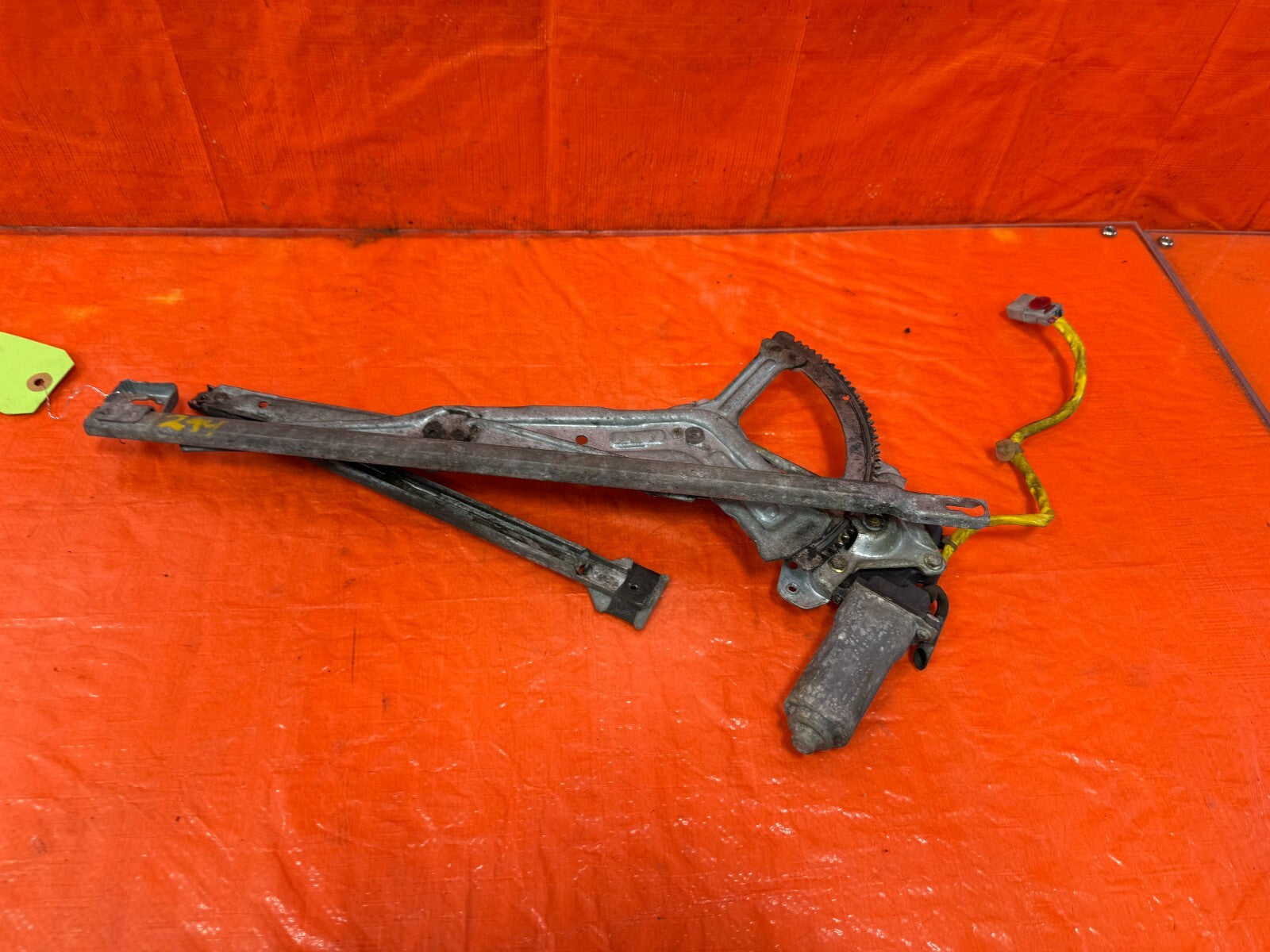 93 97 HONDA DEL SOL   PASSENGER RIGHT   WINDOW REGULATOR W/ MOTOR   OEM #2946