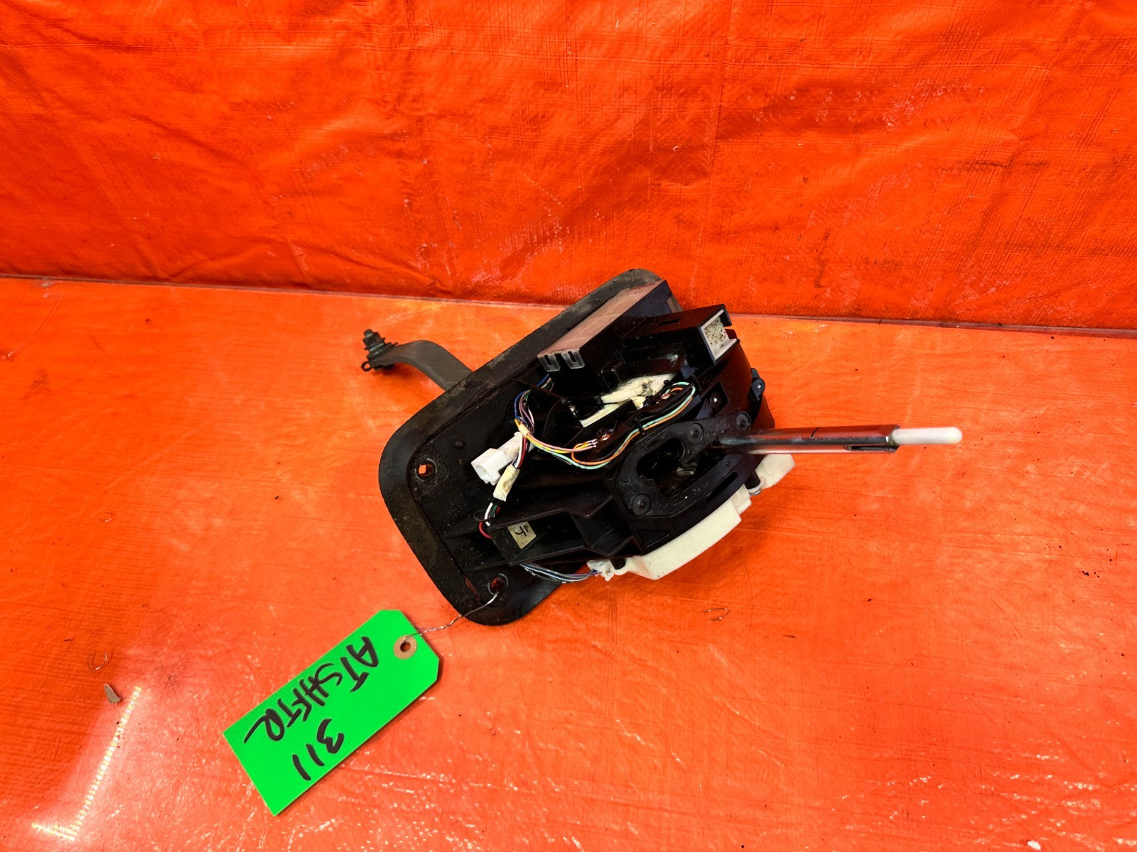 08 15 INFINITI G37 Q60 COUPE   AUTOMATIC TRANSMISSION SHIFTER GEAR SELECTOR #3110