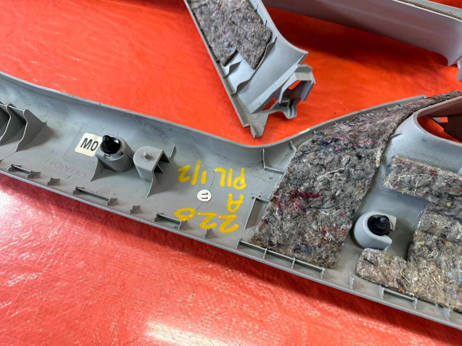 07 08 HONDA CIVIC SI SEDAN MODEL ONLY   A PILLAR SET LEFT RIGHT PILLARS OEM #22011