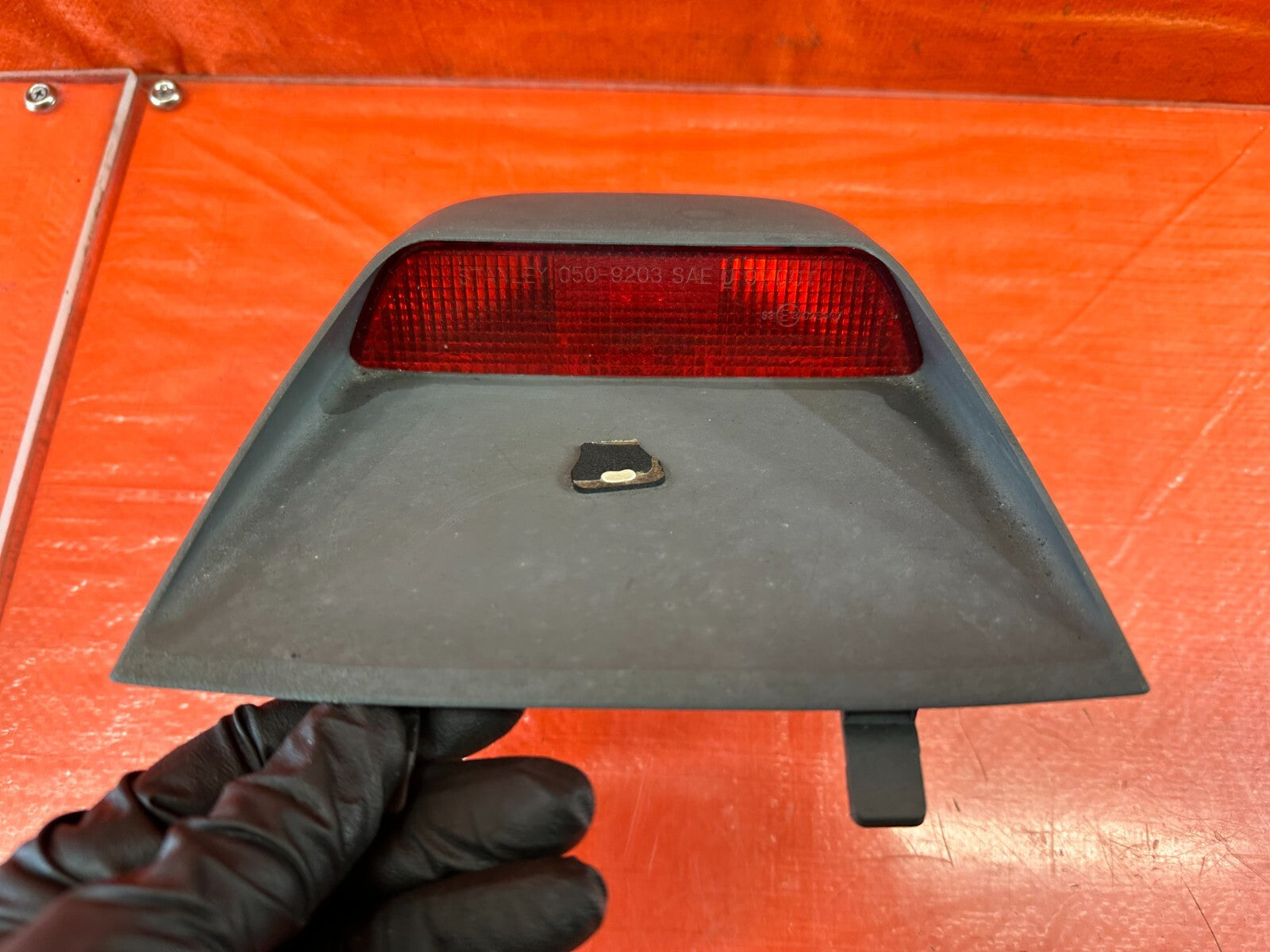 94 01 INTEGRA SEDAN   THIRD 3RD BRAKE LIGHT HIGH MOUNT STOP LAMP   OEM #2282