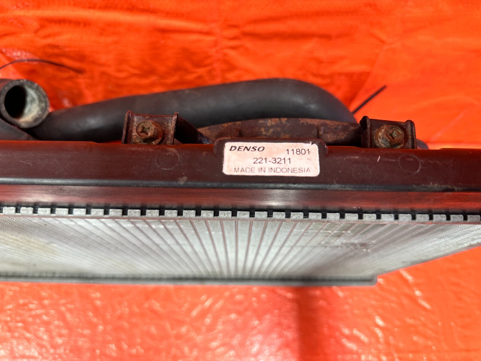 94 01 ACURA INTEGRA   AUTOMATIC MODEL   RADIATOR W/ HOSES AND RESERVOIR   OEM 8111