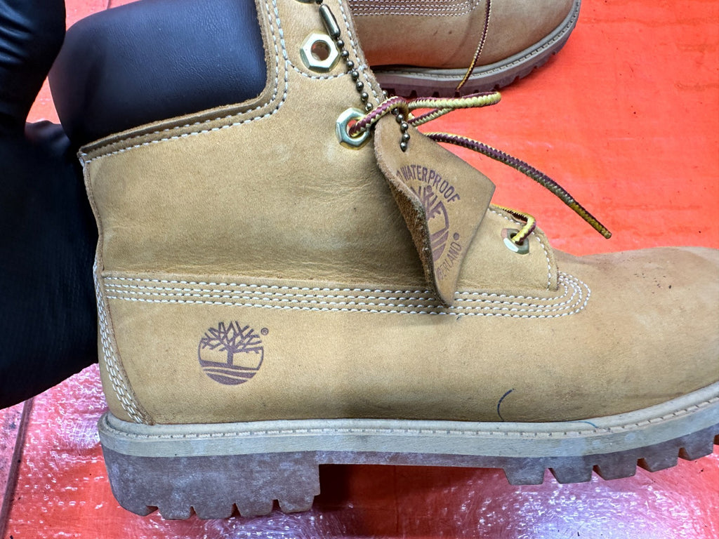 TIMBERLAND MENS BOOTS SIZE 6.5 12909 40 35 THESE R USED10