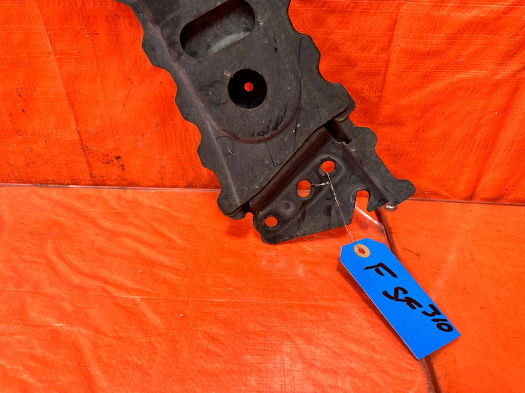 08 15 INFINITI G37 COUPE & CONVERTIBLE SUBFRAME CROSSMEMBER BRACE BRACKET PLATE1