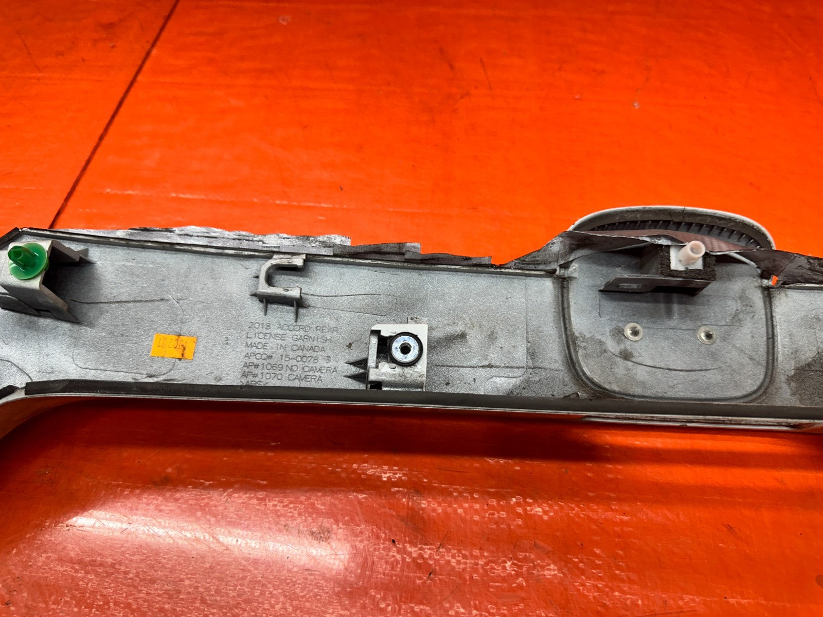2018 2022 HONDA ACCORD REAR TRUNK TRIM FINISH PANEL BADGE OEM #20ACC14