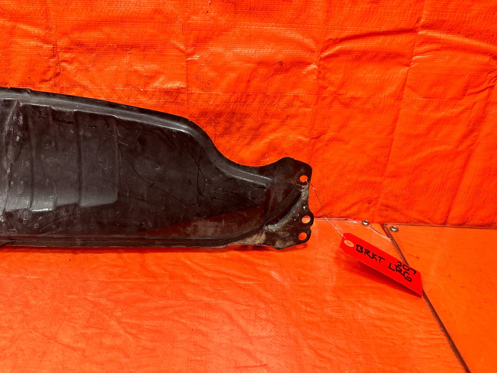 06 11 CIVIC WINDSHIELD WIPER COWL EXTENSION COVER BRACKET PLATE OEM #3076