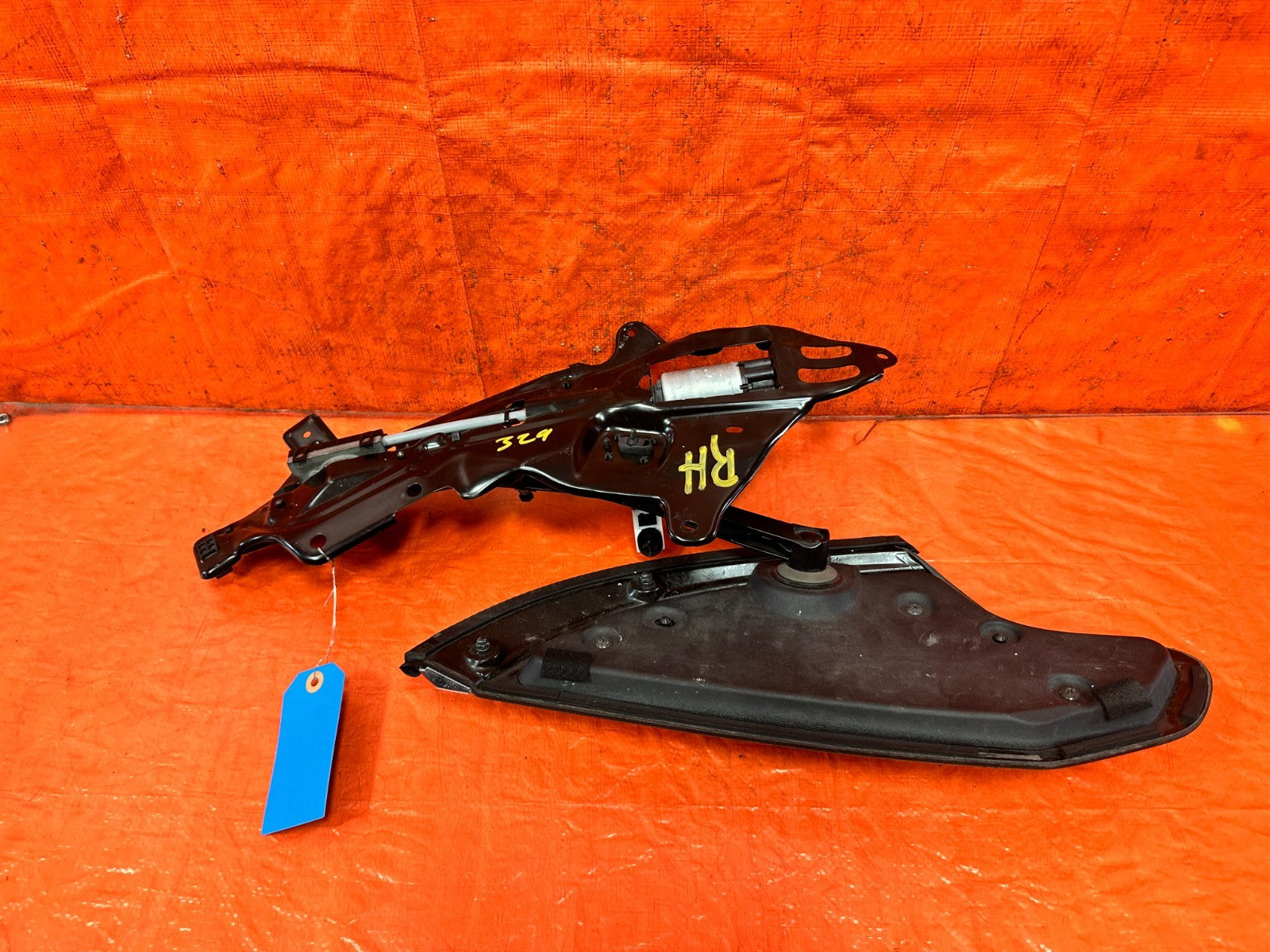 09 15 INFINITI G37 Q60 CONVERTIBLE RIGHT PASSENGER REAR PARCEL SHELF FLAP #3297