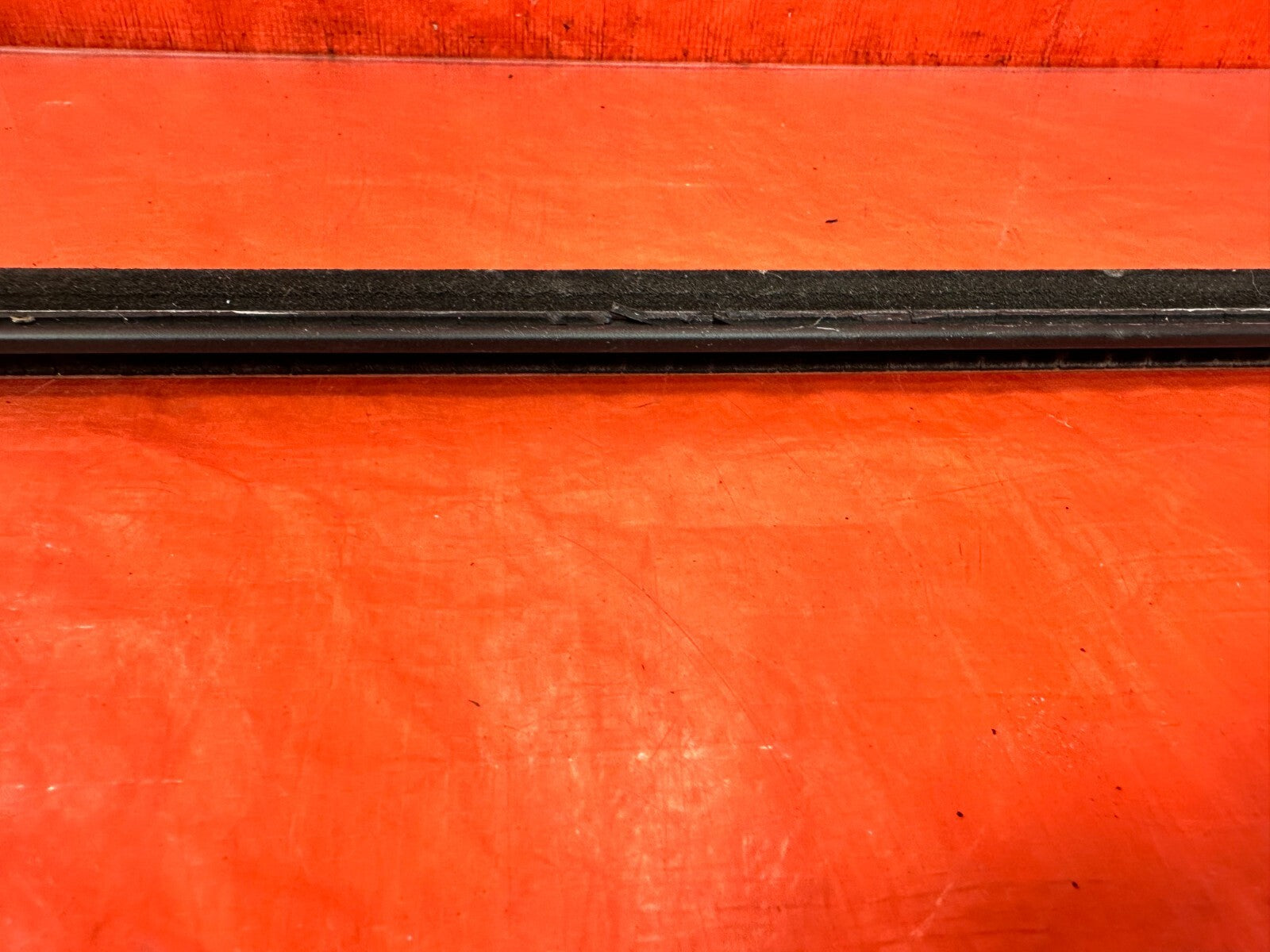 04 08 ACURA TSX   DRIVER LEFT EXTERIOR WINDOW GLASS TRIM   OEM FACTORY #27514