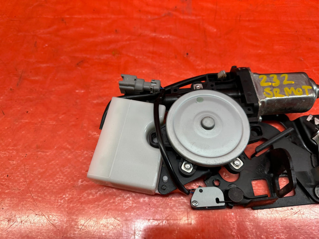 09 13 INFINITI G37 CONVERTIBLE   CNVERTIBLE TOP TRUNK LATCH MOTOR   OEM #2323