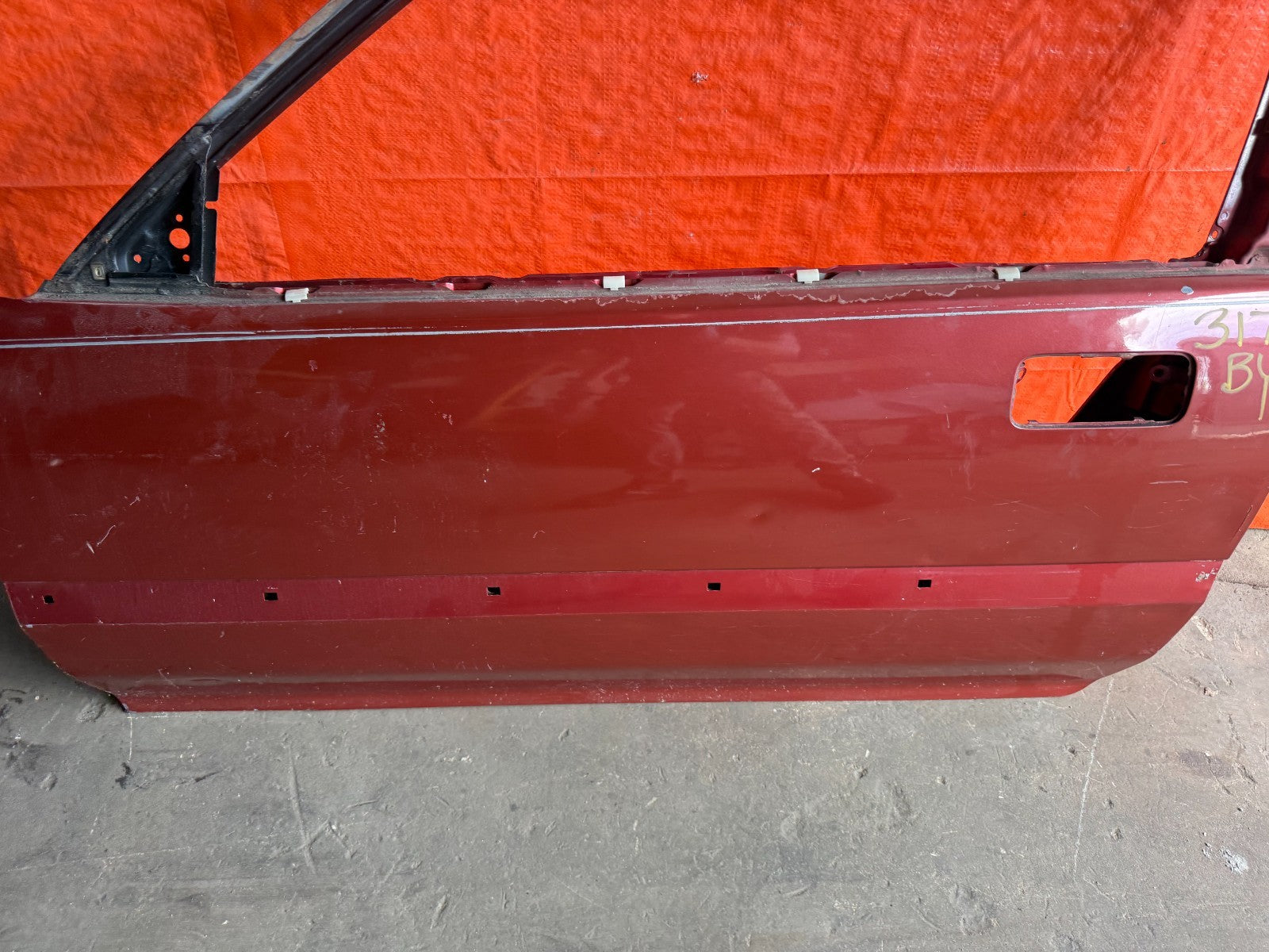 90 91 HONDA CIVIC HATCHBACK   DRIVER LEFT DOOR SHELL SKELETON FRAME   OEM 3176