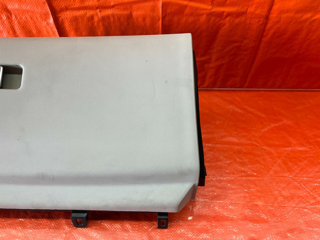 14 20 INFINITI Q50 / 17 20 Q60   GLOVE BOX ASSEMBLY   IVORY COLOR OEM #1133