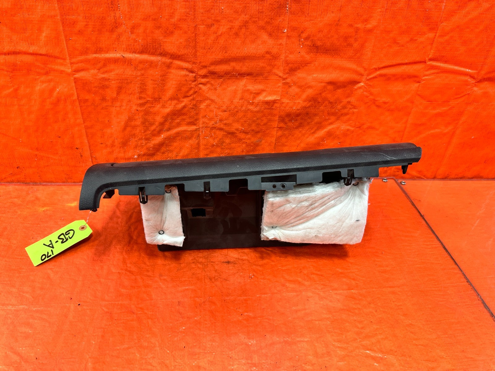 15 18 SUBARU WRX & STI   GLOVE BOX ASSEMBLY   BLACK COLOR   OEM OE FACTORY #1706