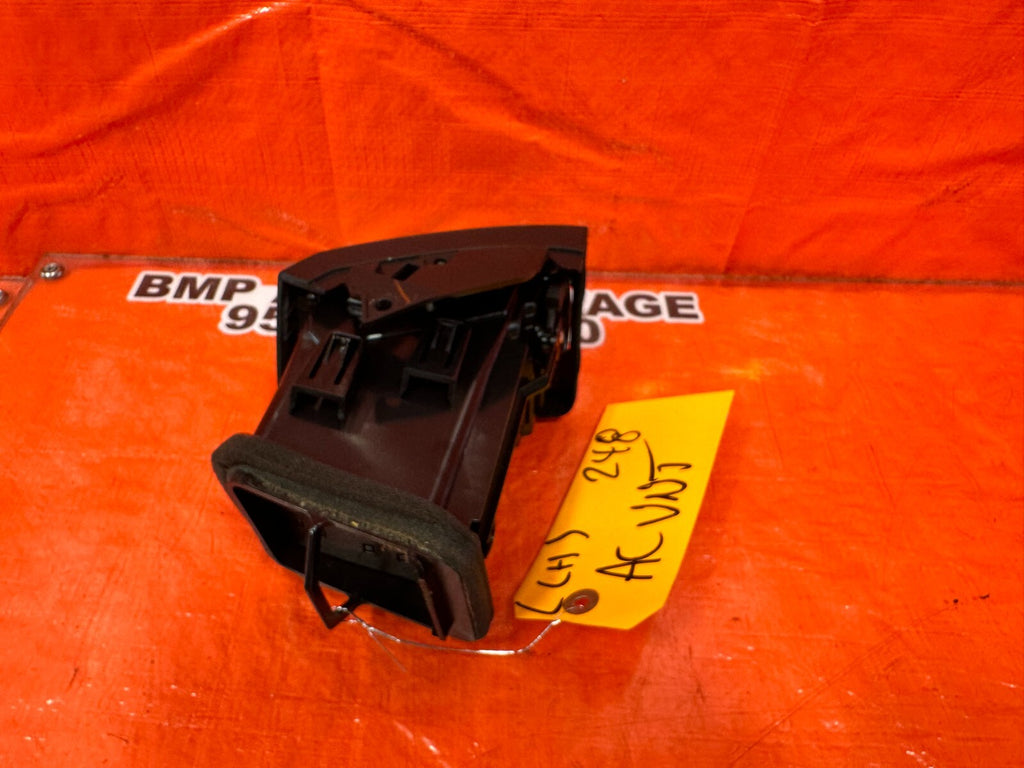08 13 INFINITI G37 COUPE 2D DRIVER LEFT AC AIR CONDITIONING VENT L LH   OEM #2486