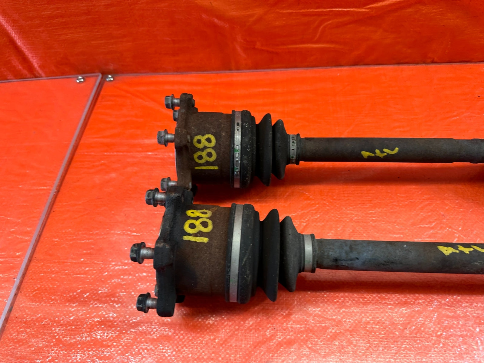08 15 INFINITI G37 & Q60   LEFT & RIGHT   MANUAL STICK SHIFT AXLES   OEM #1888