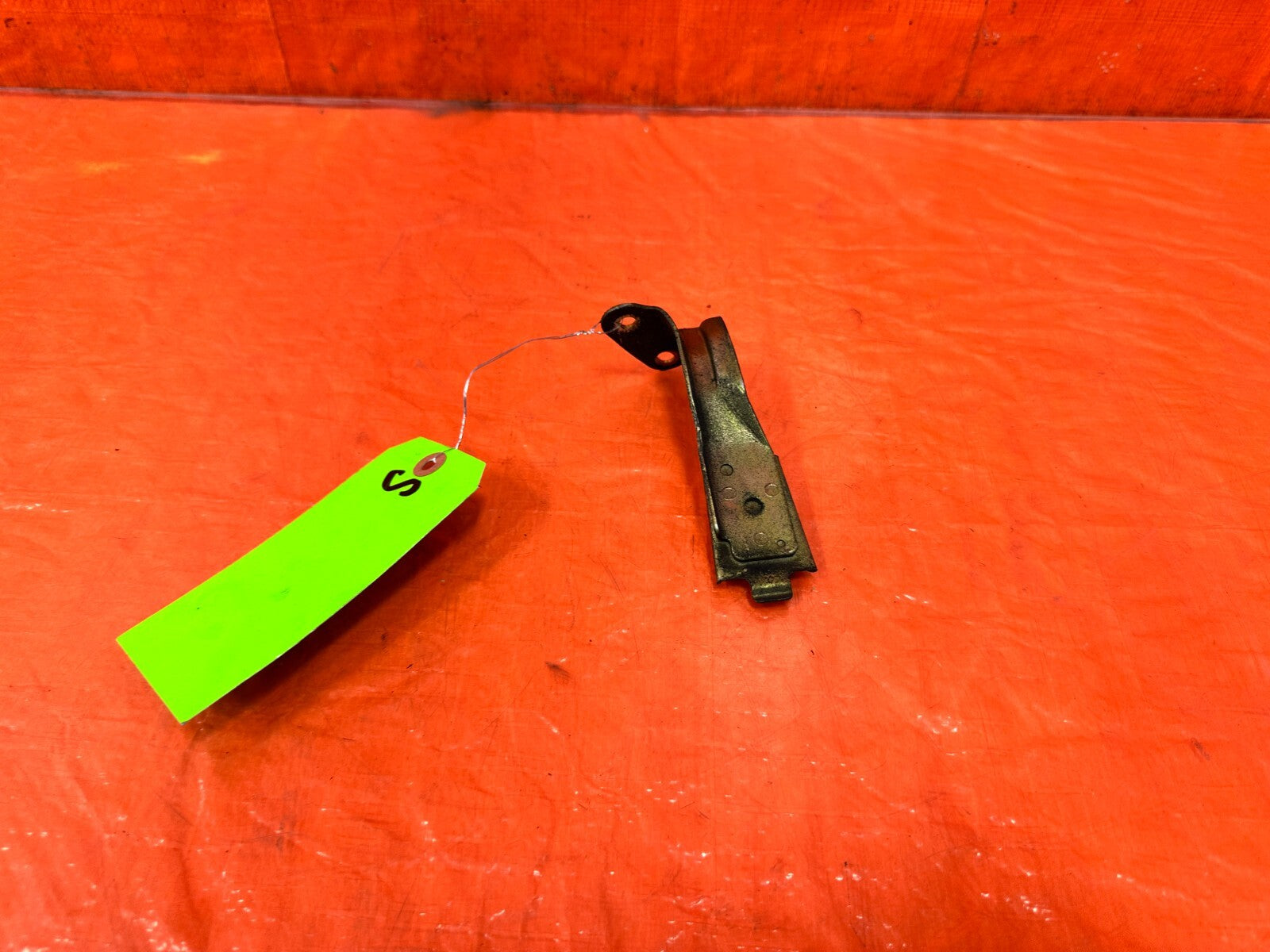 93 97 HONDA DEL SOL POWER STEERING RESERVOIR TANK BOTTLE MOUNTING BRACKET OEM 953