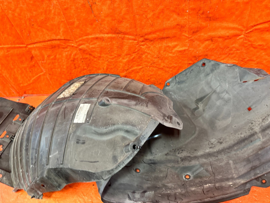 08 15 INFINITI G37 Q60 COUPE CONV RIGHT PASSENGER FRONT FENDER SPLASH LINER #3296