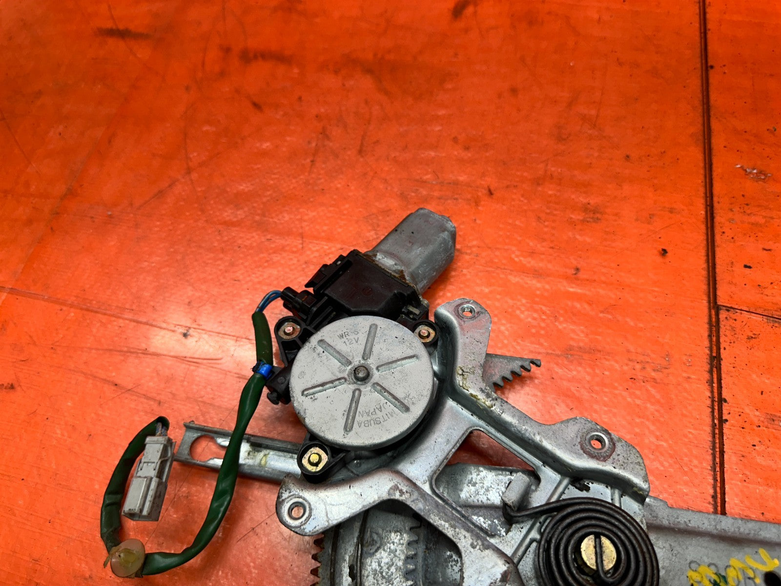 97 01 HONDA PRELUDE 2.2L PASSENGER RIGHT DOOR WINDOW REGULATOR WITH MOTOR #33611