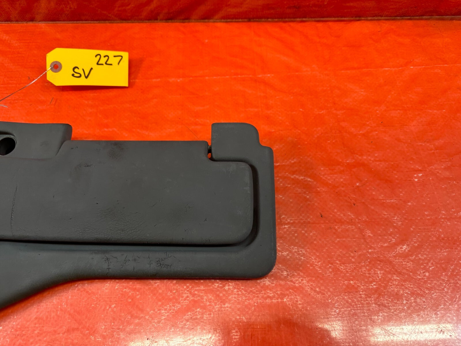94 95 HONDA DEL SOL   SUN VISOR   PASSENGER RIGHT SIDE   GRAY COLOR   OEM #2271