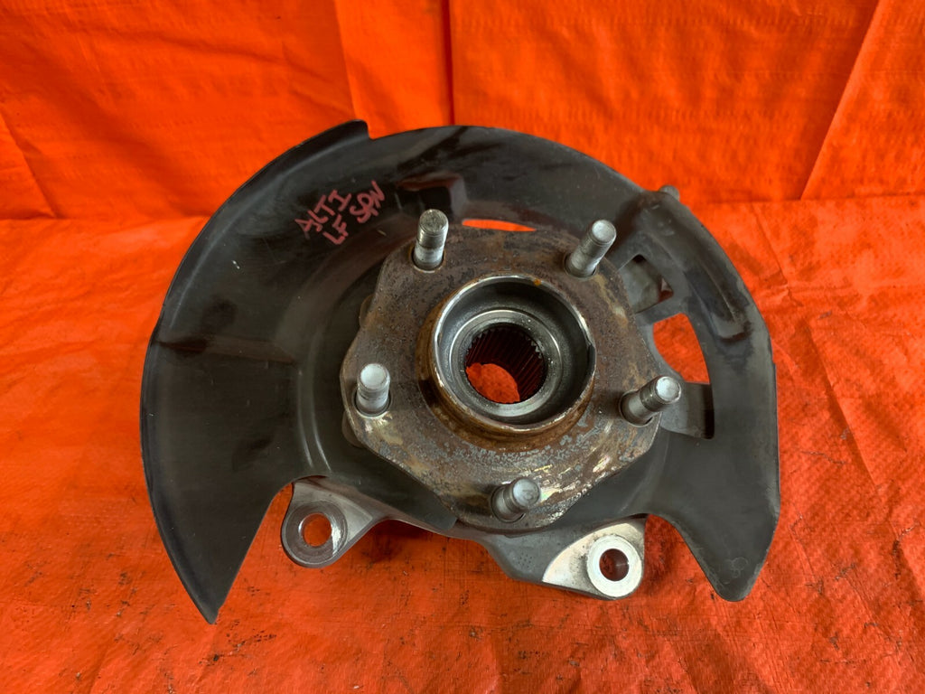 14 18 NISSAN ALTIMA BASE S SL SV   DRIVER LEFT FRONT SPINDLE KNUCKLE HUB OEM0