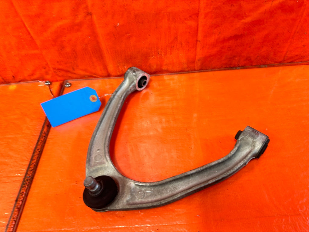 08 15 INFINITI G37 & Q60 2D   RWD ONLY   LEFT FRONT UPPER CONTROL ARM   OEM 3204