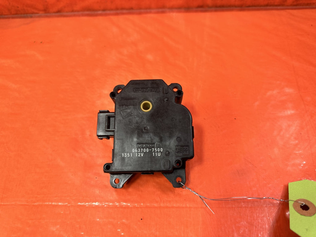 00 09 HONDA S2000   AIR FLAP VENT BLEND DOOR ACTUATOR   063700 7500   OEM #2901