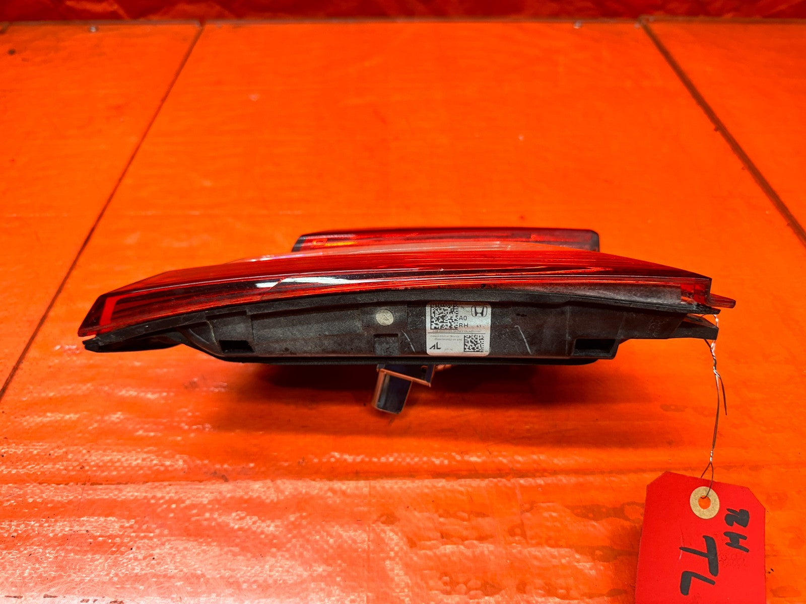 2018 2022 HONDA ACCORD RH PASSENGER INNER TRUNK TAIL LIGHT LAMP OEM #20ACC5