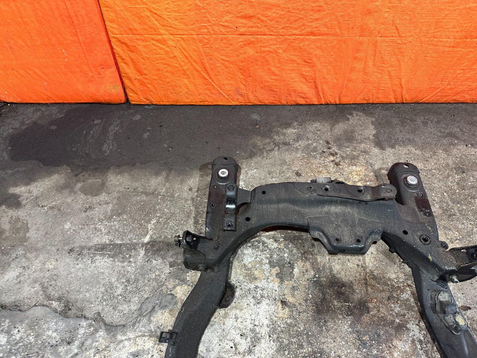 04 08 ACURA TSX   K24A2 FRONT SUBFRAME CROSSMEMBER K FRAME   OEM FACTORY #2915