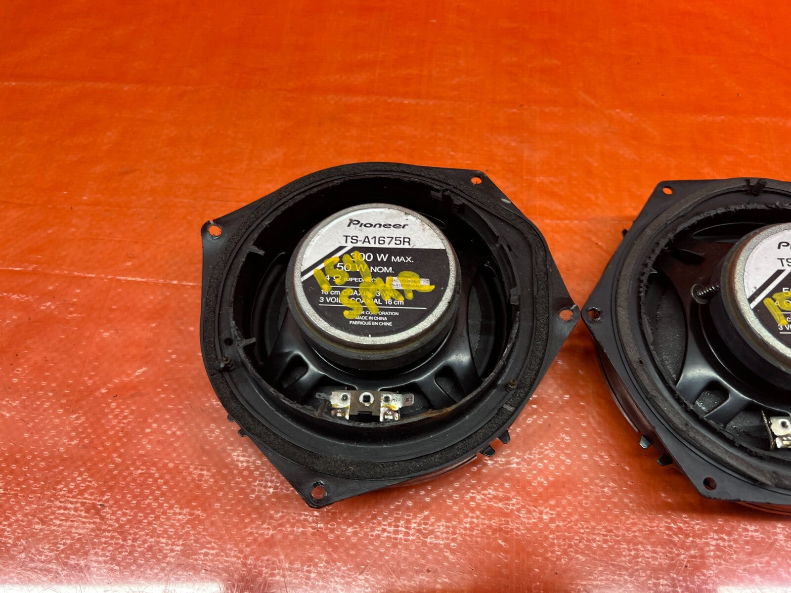 PIONEER BRAND TS A1675R SPEAKER SET OF 2 TWO   USED SPEAKER SET / PAIR #1547