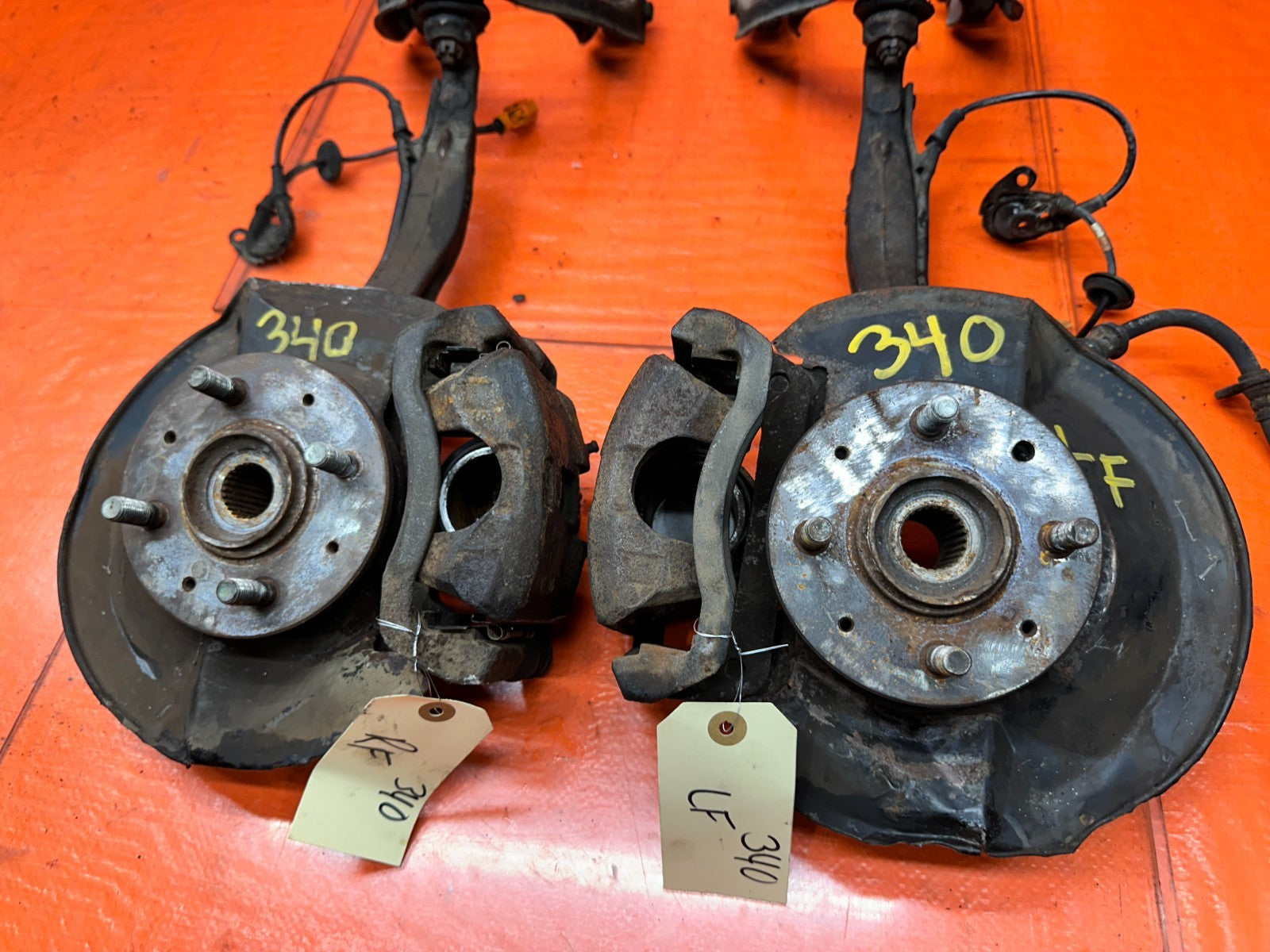 94-01 ACURA INTEGRA FRONT BIG BRAKE SPINDLES KNUCKLES HUB CONVERSION PAIR #34010