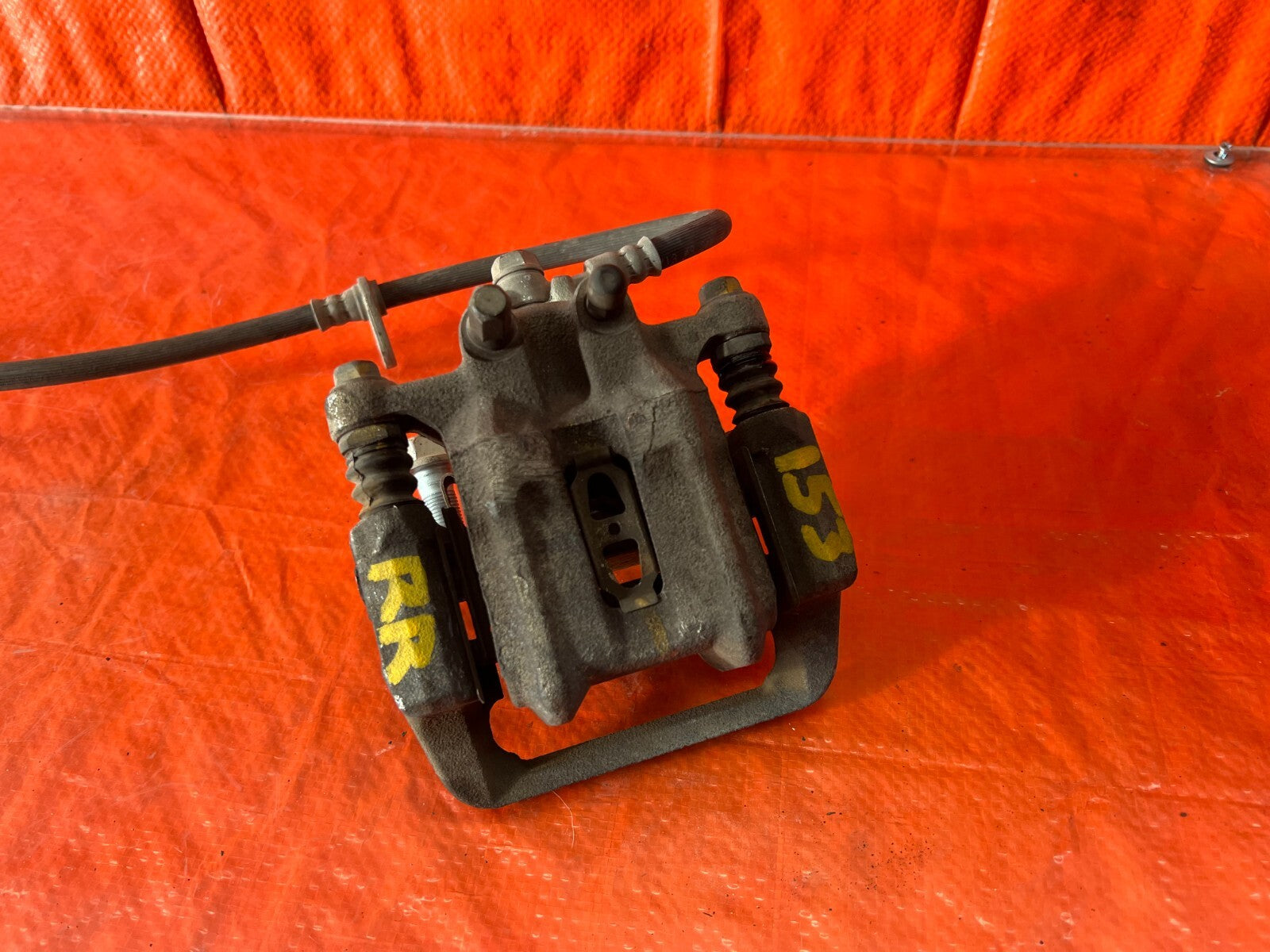13 18 ACURA RDX BASE   PASSENGER RIGHT REAR BRAKE CALIPER   OEM FACTORY #1534