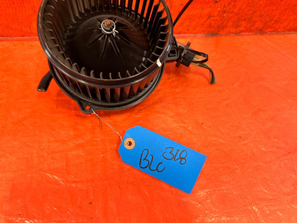 10 16 HYUNDAI GENESIS COUPE HVAC AIR CONDITIONING AC BLOWER MOTOR & RESISTOR 3181