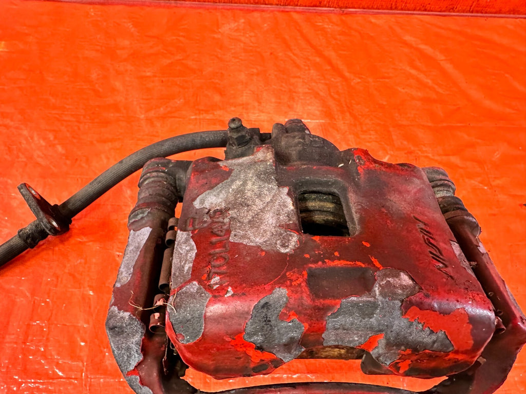 94 95 ACURA INTEGRA   PASSENGER RIGHT FRONT BRAKE CALIPER   OEM FACTORY 2742