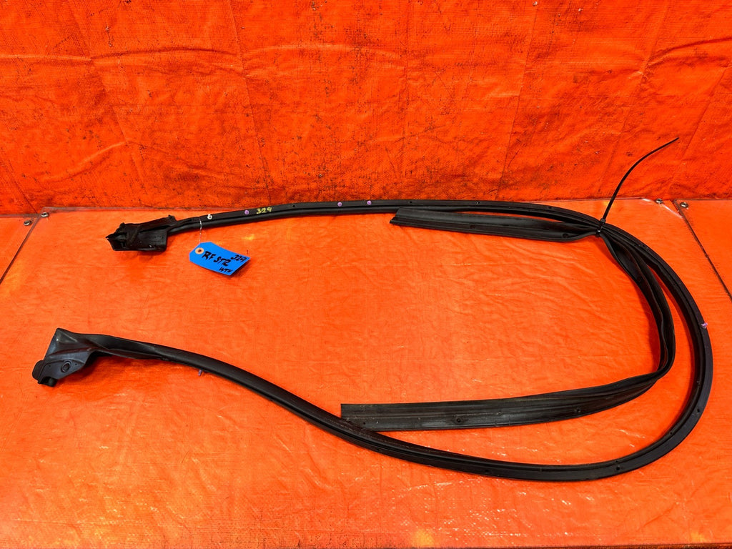 08 15 INFINITI G37 & Q60 2D COUPE RIGHT DOOR MOUNTED WEATHER STRIP OEM 3290
