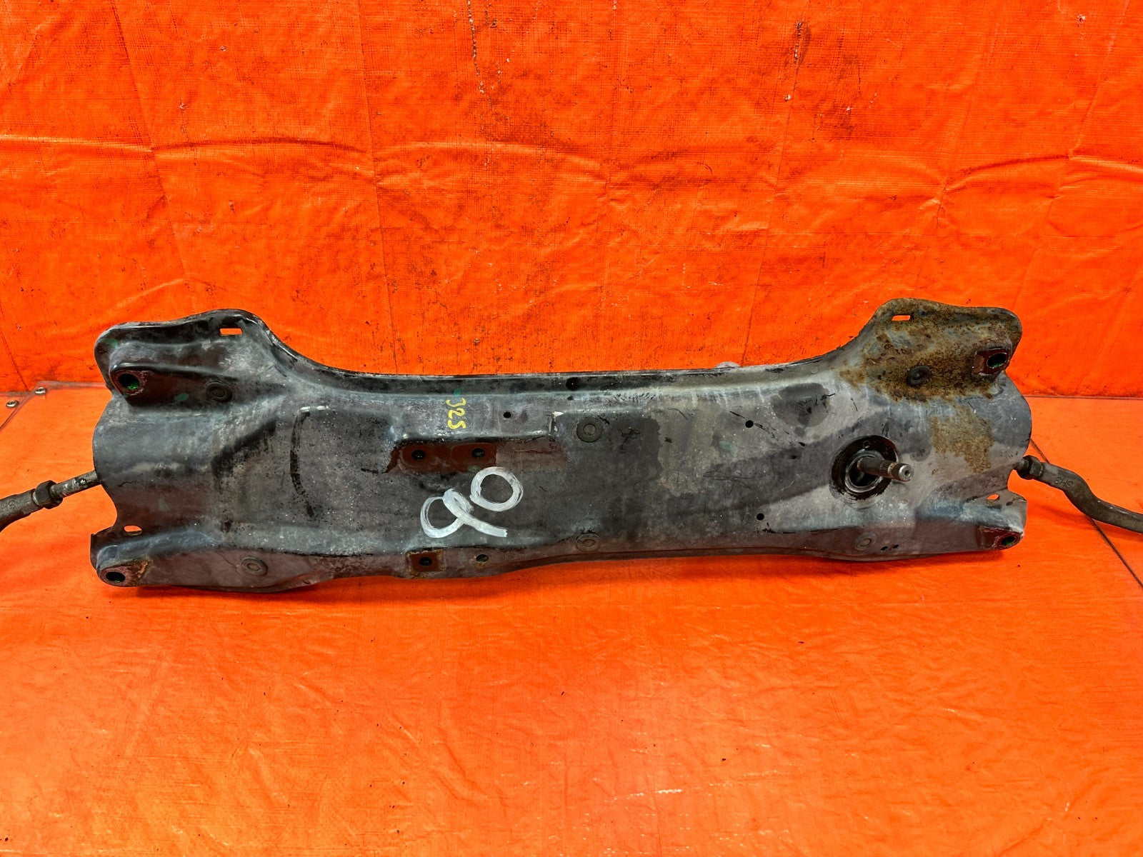 90 91 HONDA CIVIC HATCHBACK   FRONT SUBFRAME FRONT PORTION   OEM 32514