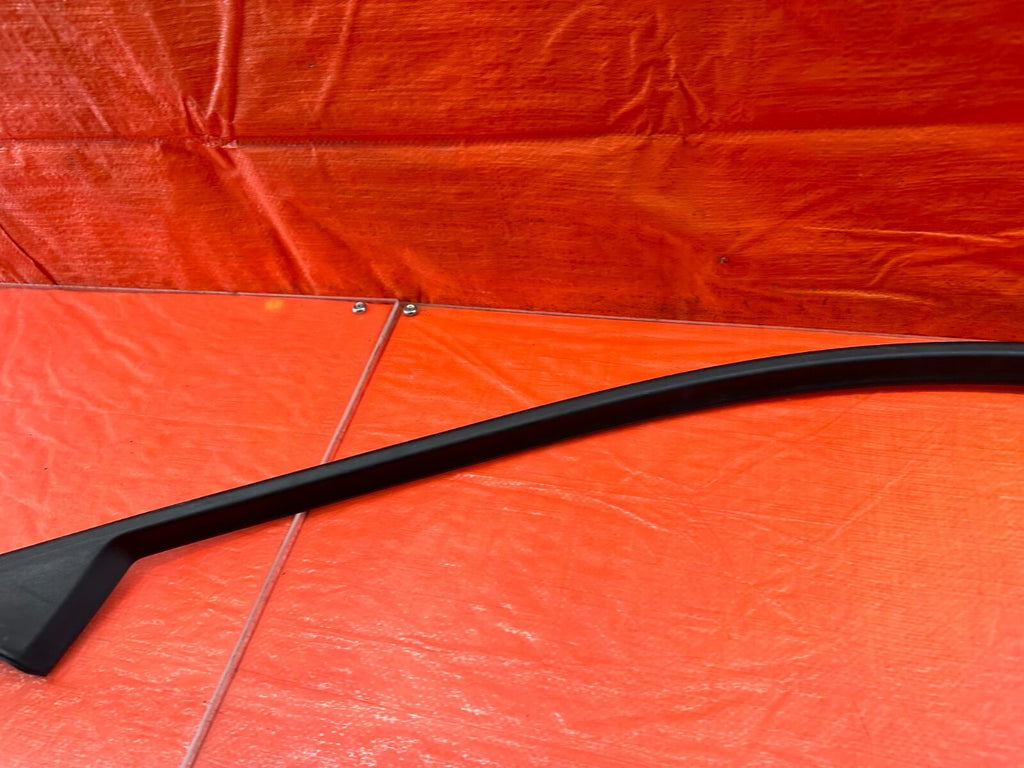 04 08 ACURA TL   PASSENGER RIGHT FRONT   INTERIOR UPPER GLASS DOOR TRIM OEM 2345